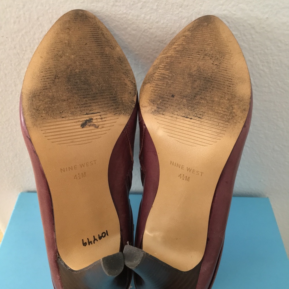 Nine West purple ankle boots. Size 4.5 - Picture 8 of 9